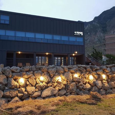 Sagye Travel Hotell Seogwipo Exteriör bild