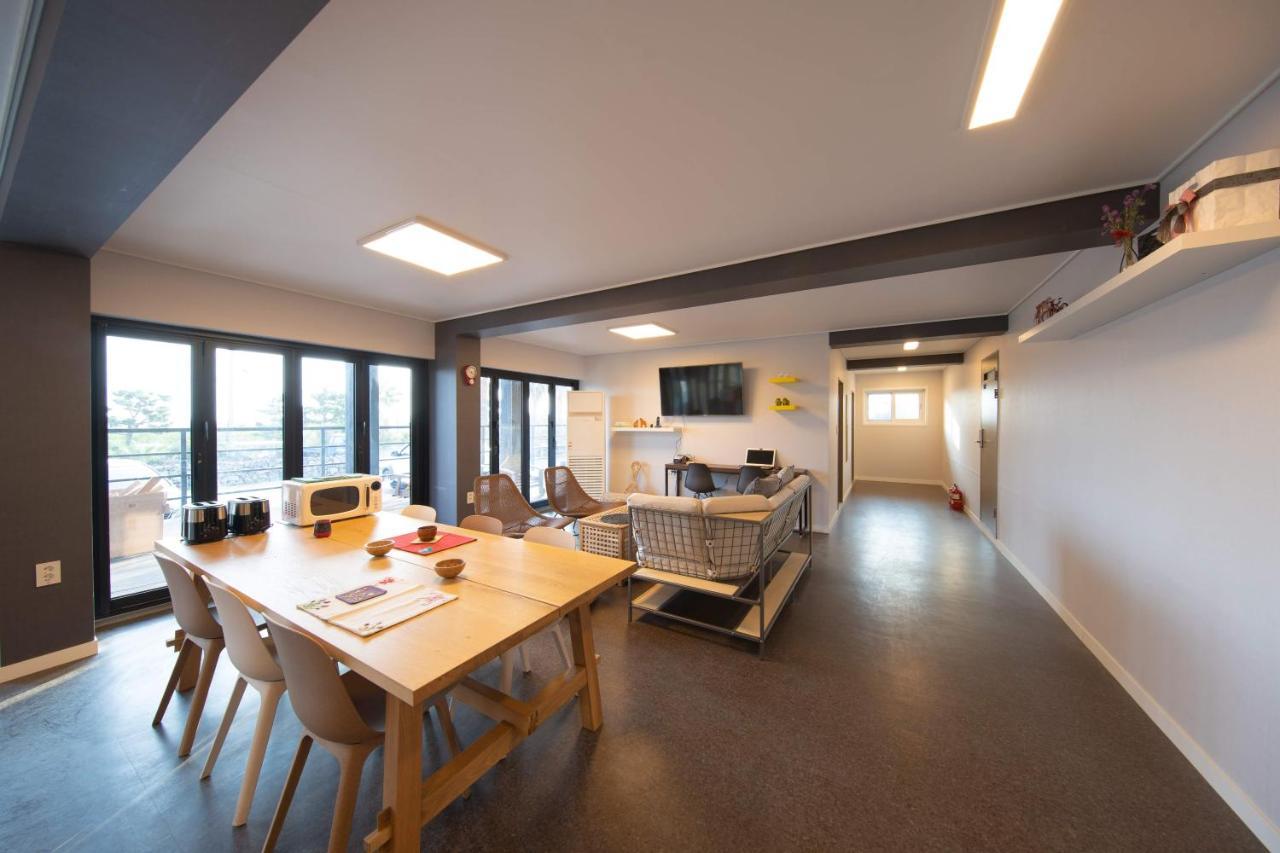 Sagye Travel Hotell Seogwipo Exteriör bild